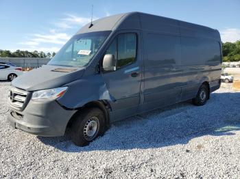  Salvage Mercedes-Benz Sprinter