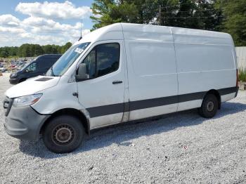  Salvage Mercedes-Benz Sprinter