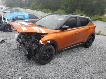  Salvage Nissan Kicks