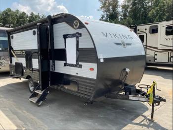  Salvage Viki Rv