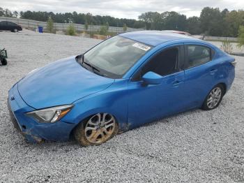  Salvage Toyota Yaris