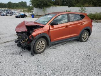  Salvage Hyundai TUCSON