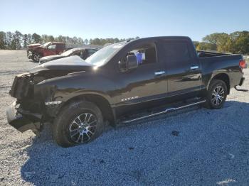  Salvage Nissan Titan