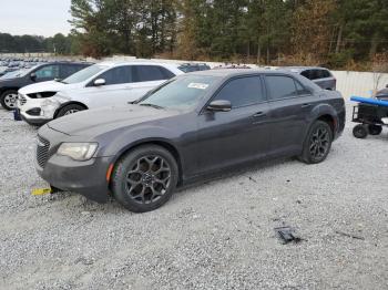  Salvage Chrysler 300