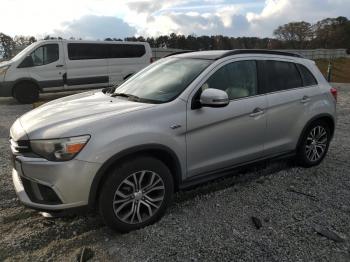  Salvage Mitsubishi Outlander