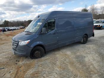  Salvage Mercedes-Benz Sprinter