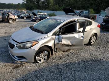  Salvage Kia Forte