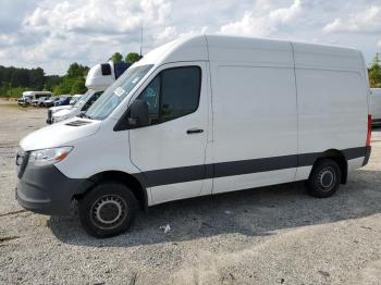  Salvage Mercedes-Benz Sprinter