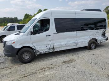  Salvage Mercedes-Benz Sprinter