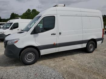  Salvage Mercedes-Benz Sprinter