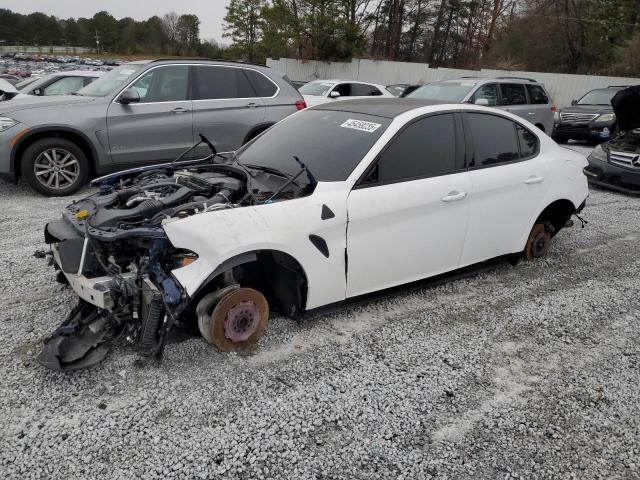  Salvage Alfa Romeo Giulia