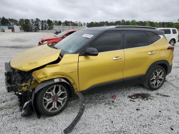  Salvage Kia Seltos