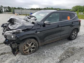  Salvage Kia Seltos
