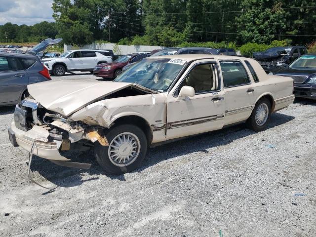  Salvage Lincoln Towncar