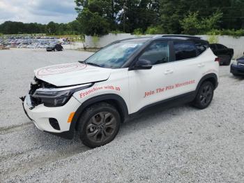  Salvage Kia Seltos