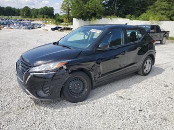  Salvage Nissan Kicks