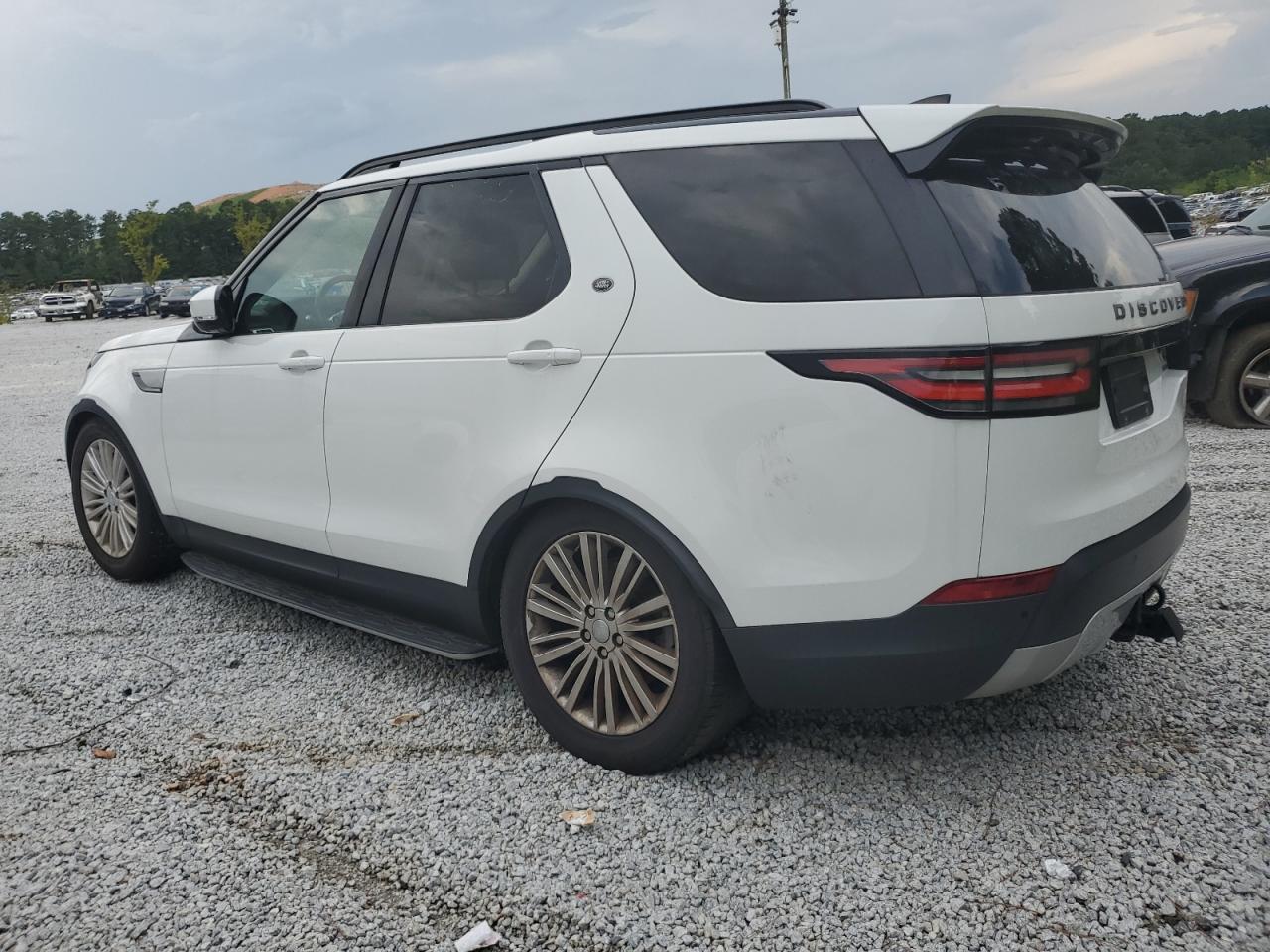 Land Rover Discovery Hse Image 2