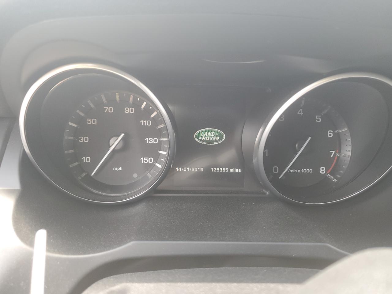 Land Rover Range Rover Pure Plus Image 8