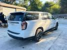 Chevrolet Suburban K1500 Z71 Image 2