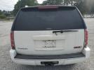 GMC Yukon Denali Image 5