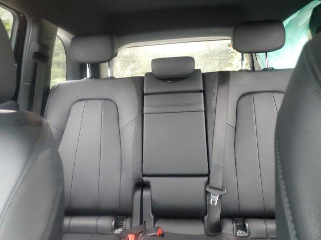 Mercedes-Benz GLB 250 Image 11