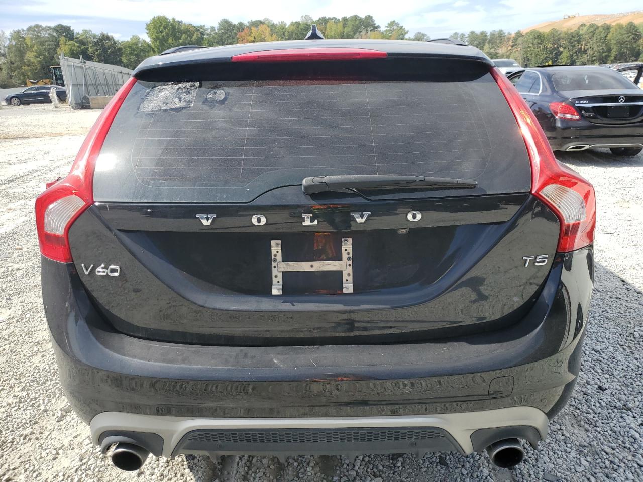 Volvo V60 T5 Dynamic Image 2