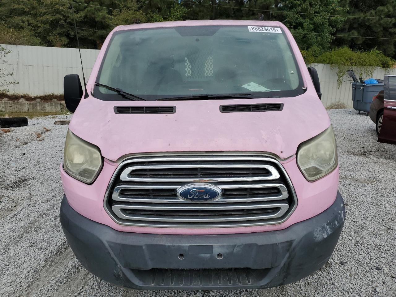 Ford Transit T-250 Image 5