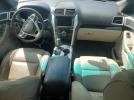 Ford Explorer Limited Image 8