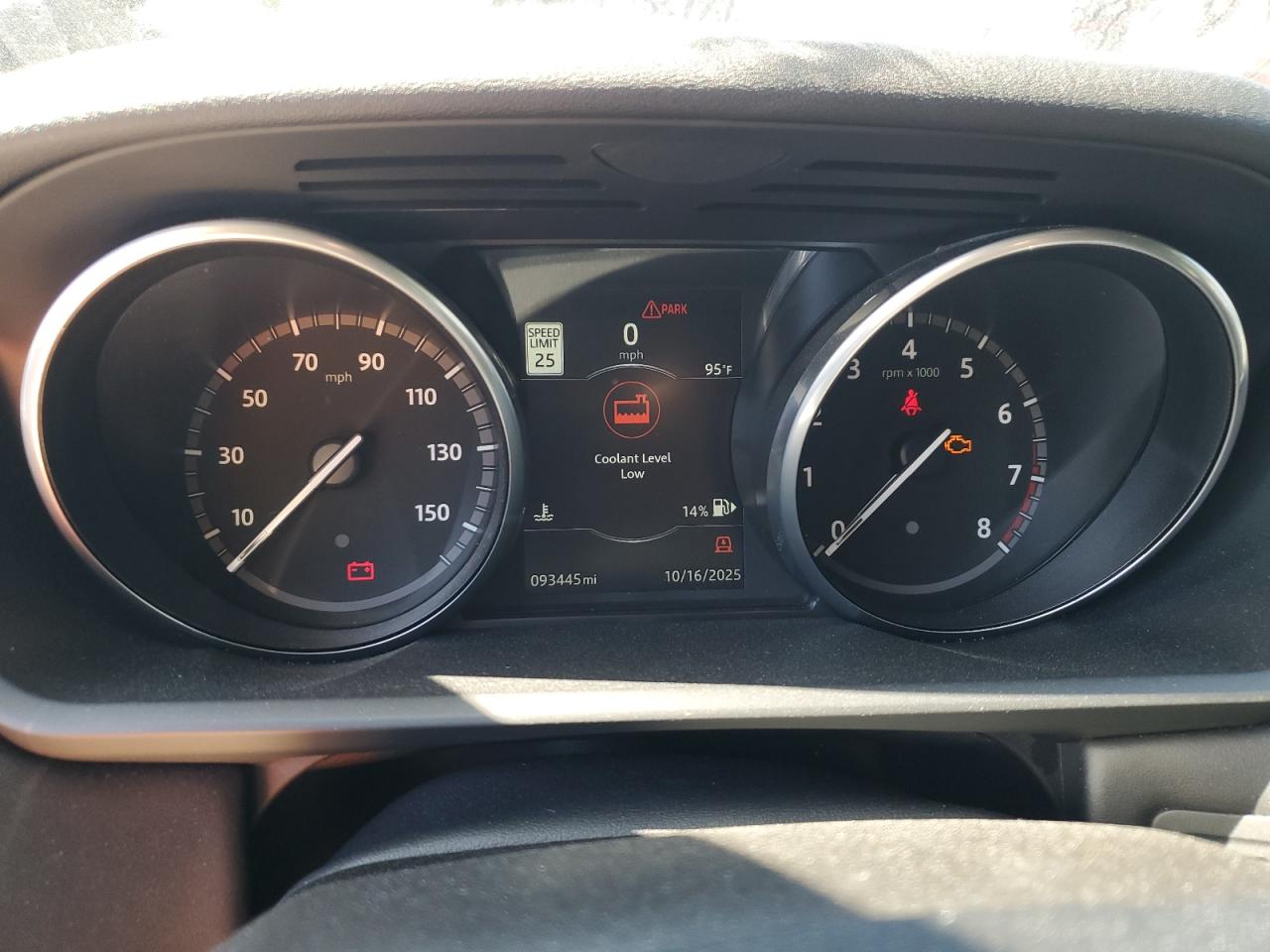 Land Rover Discovery Hse Luxury Image 13