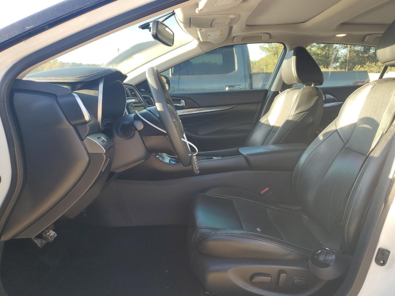 Nissan Maxima S Image 6