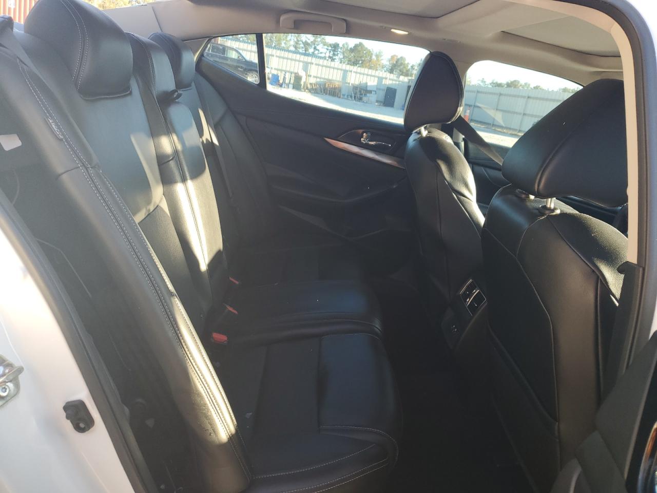 Nissan Maxima S Image 10