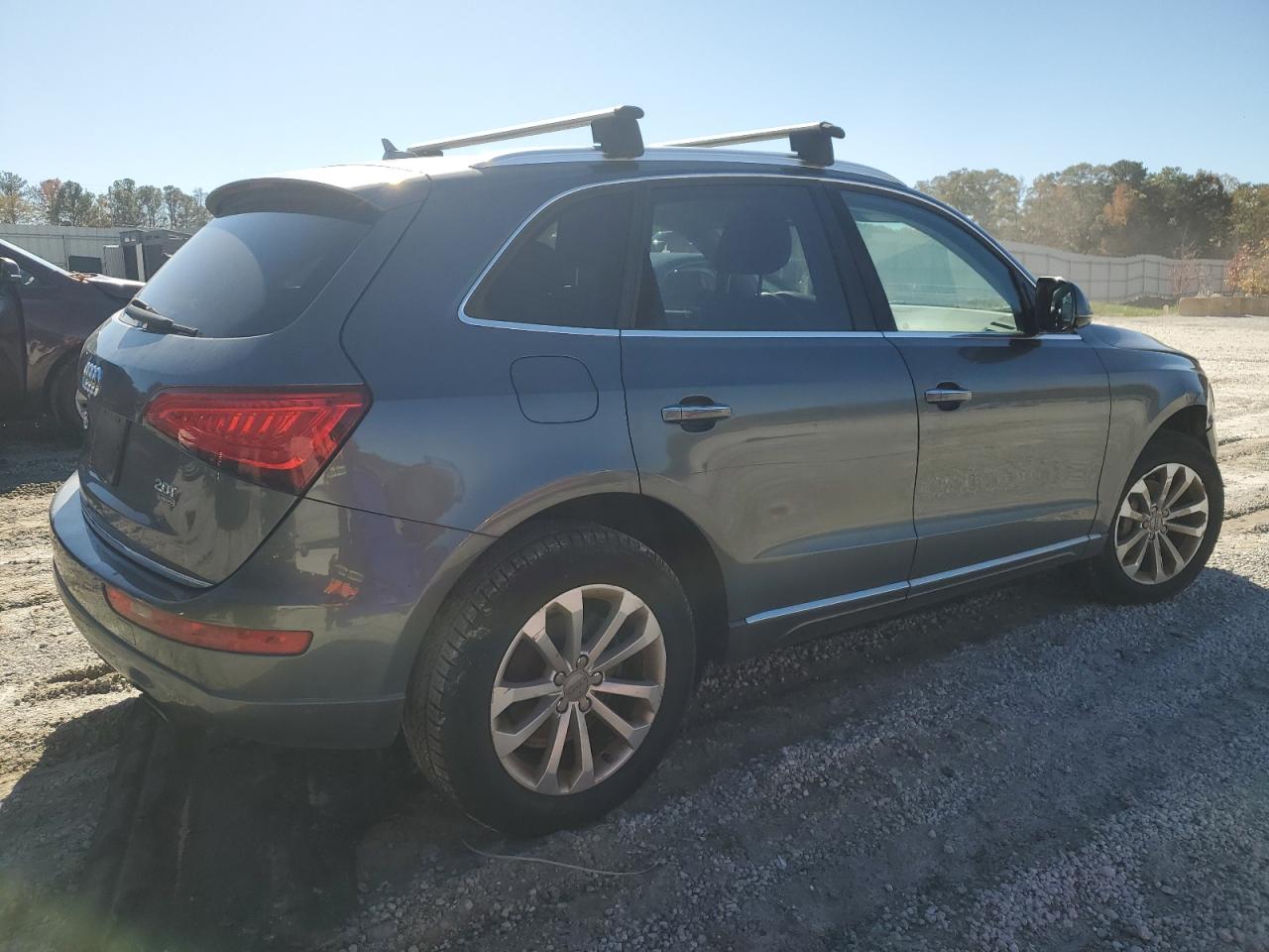 Audi Q5 Premium Image 5
