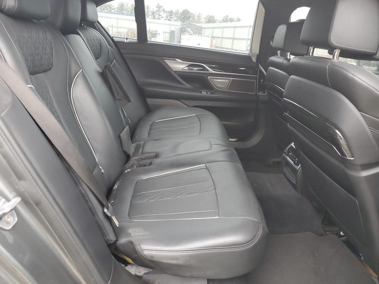 BMW 7 Series I Image 3