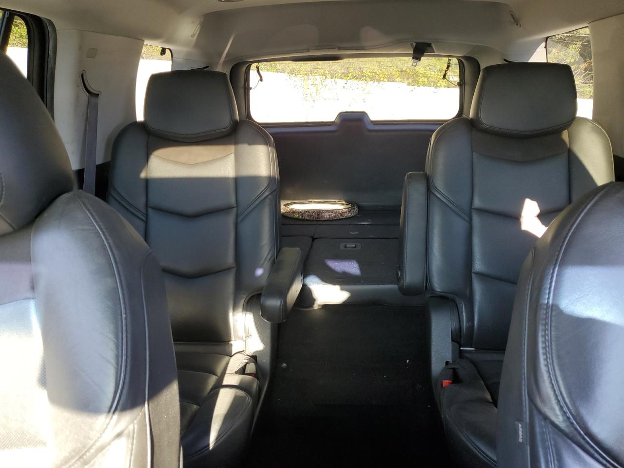 Cadillac Escalade Premium Image 7