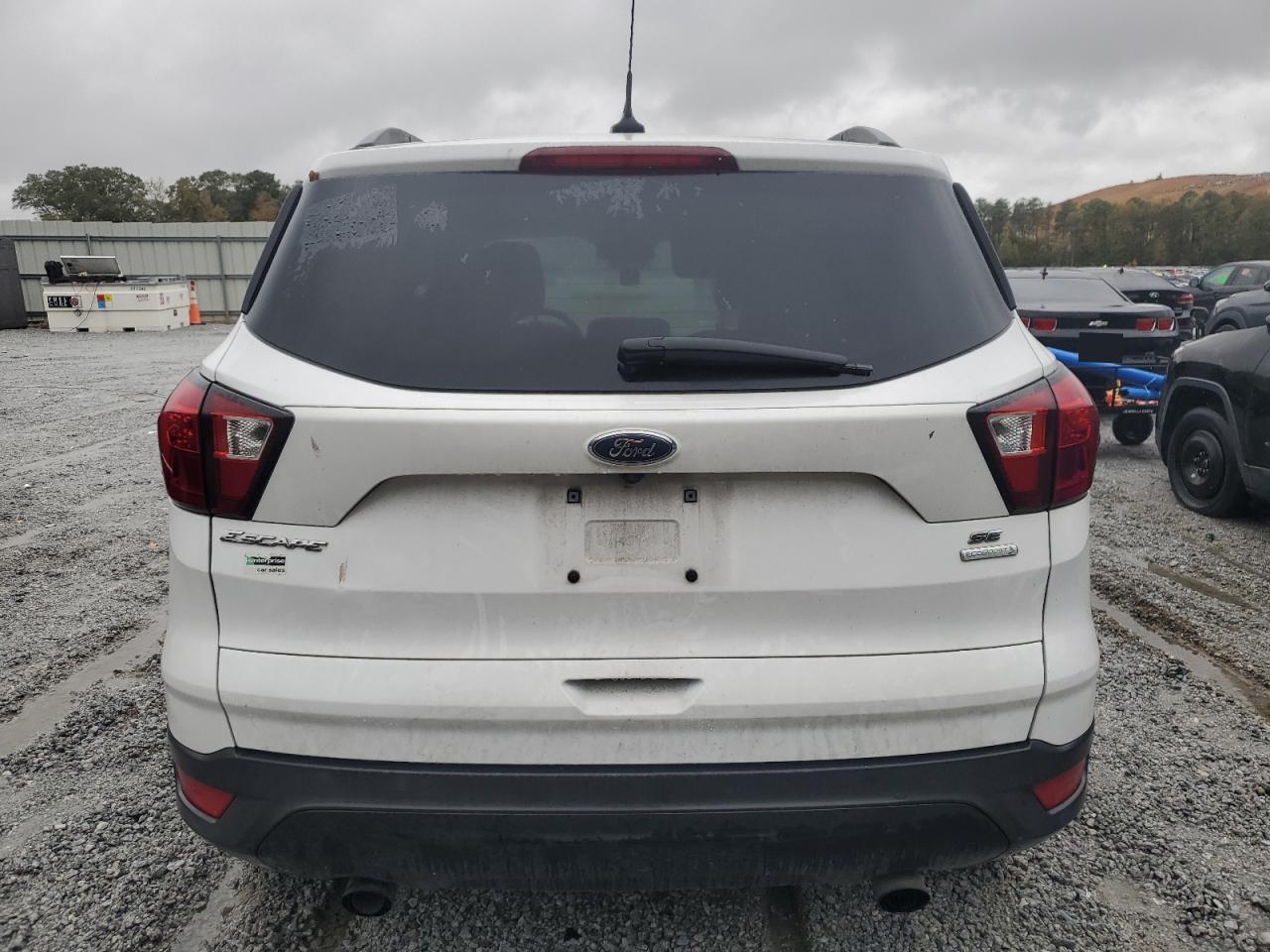 Ford Escape Se Image 12