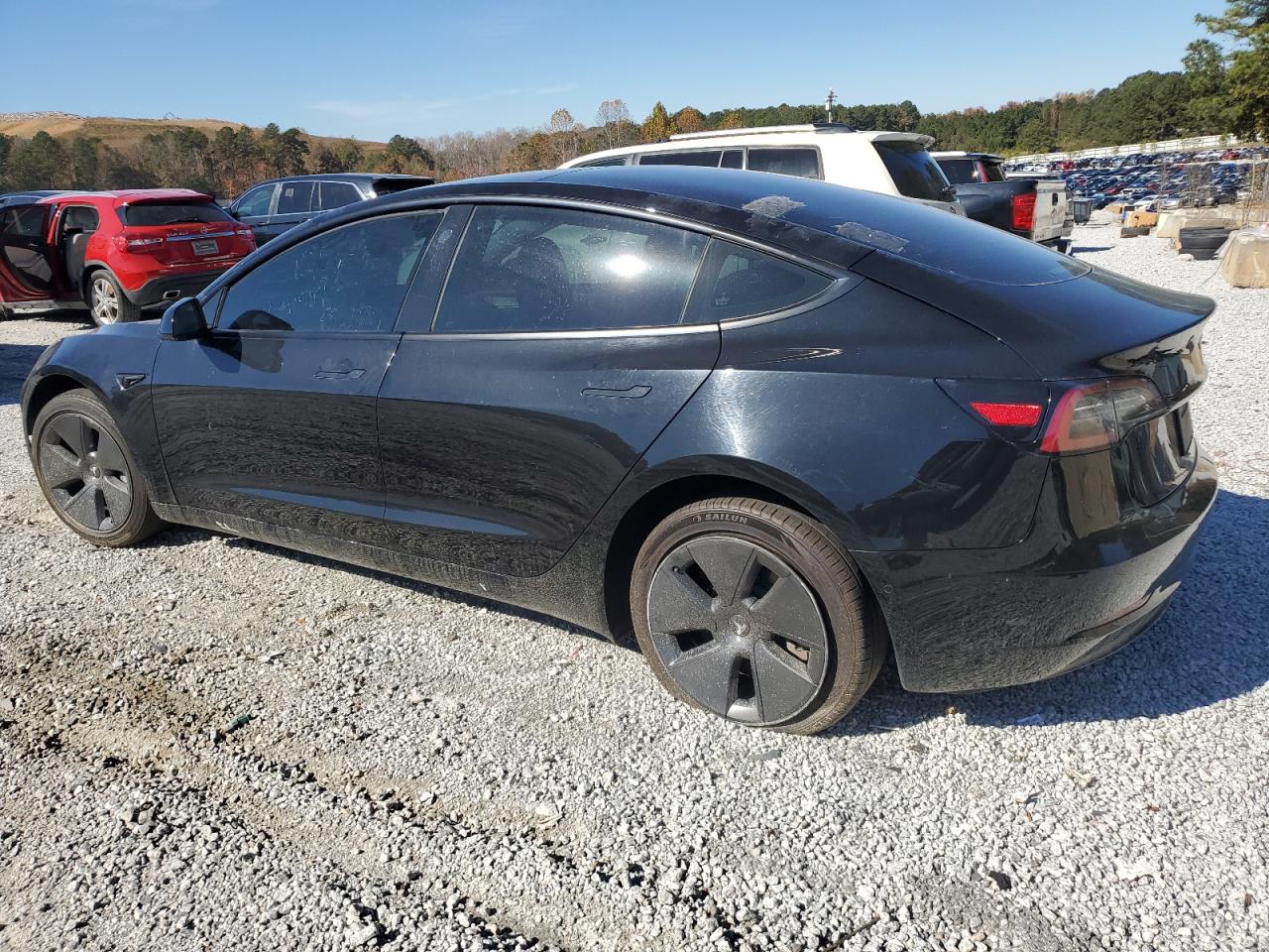 Tesla Model 3 Image 3