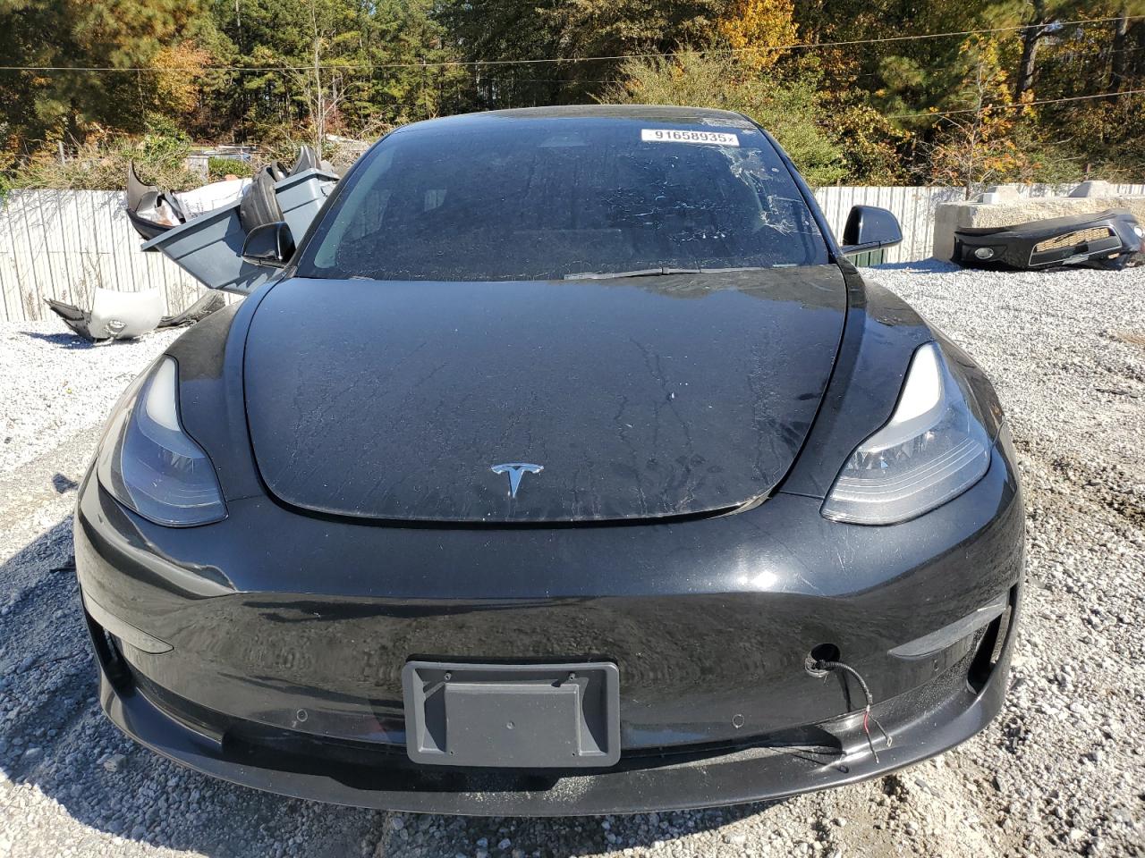 Tesla Model 3 Image 5