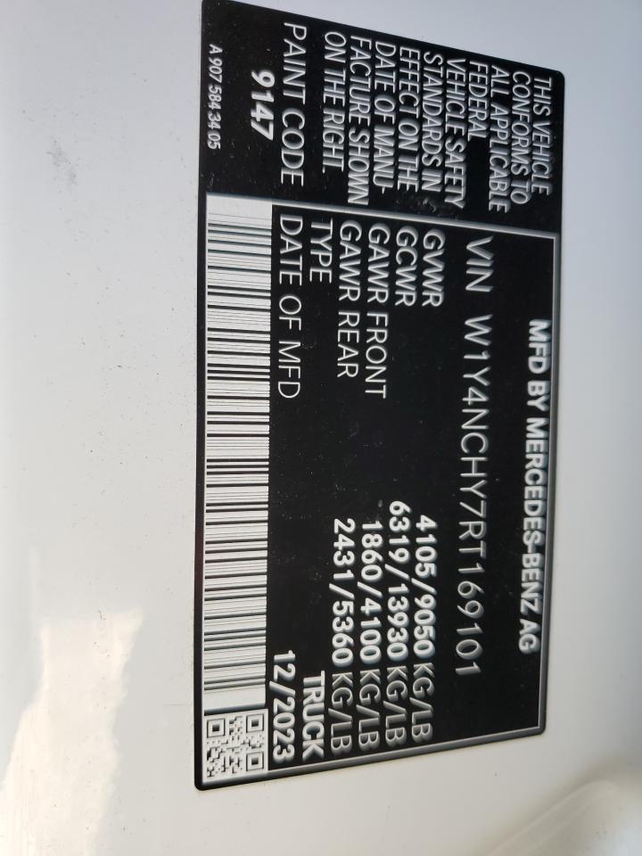 Mercedes-Benz Sprinter 2500 Image 11