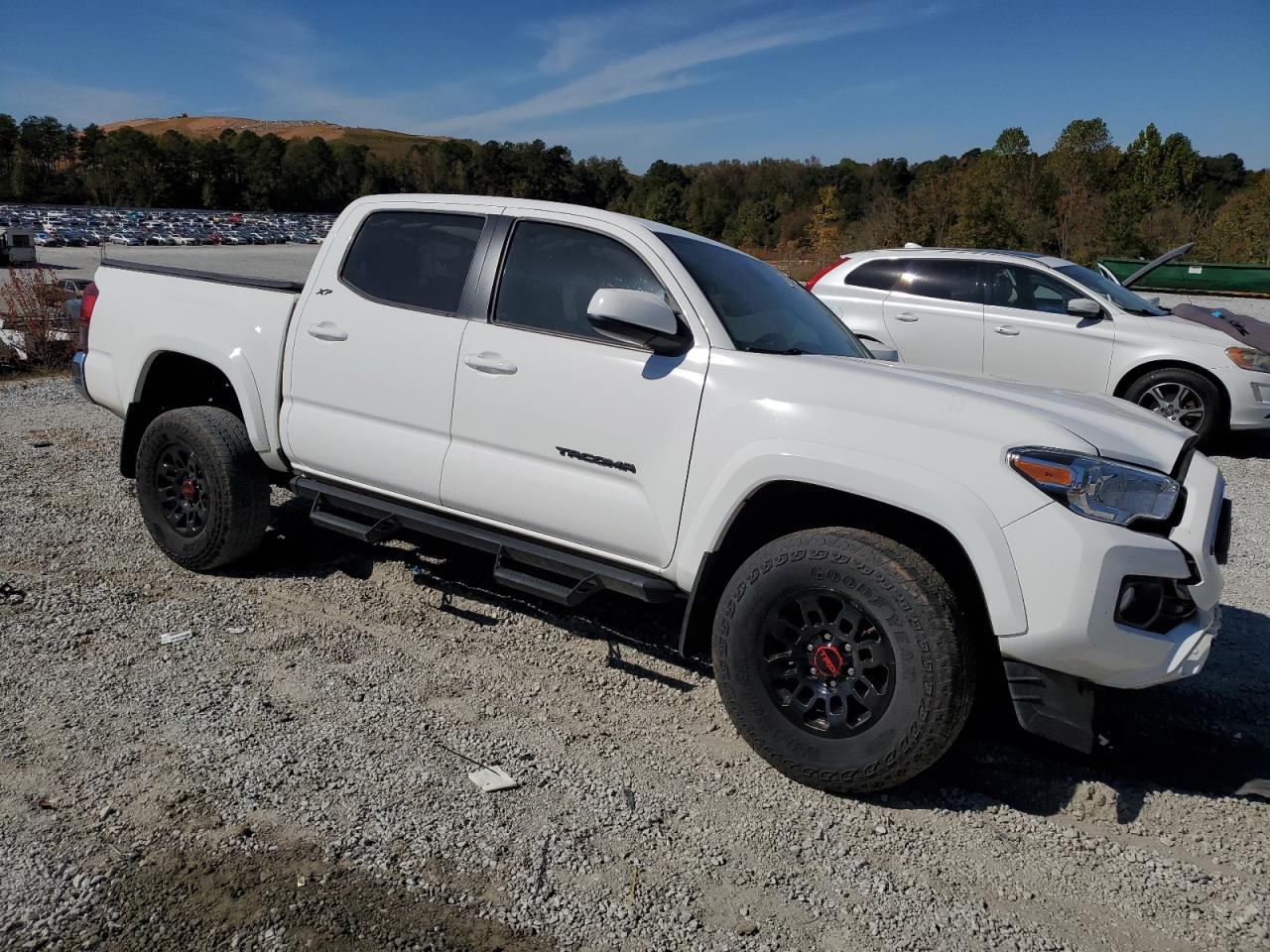 Toyota Tacoma Double Cab Image 10
