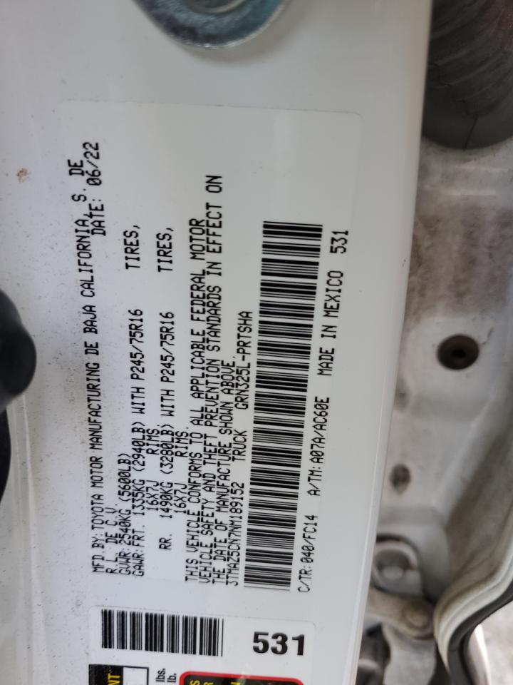 Toyota Tacoma Double Cab Image 9