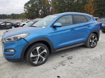  Salvage Hyundai TUCSON