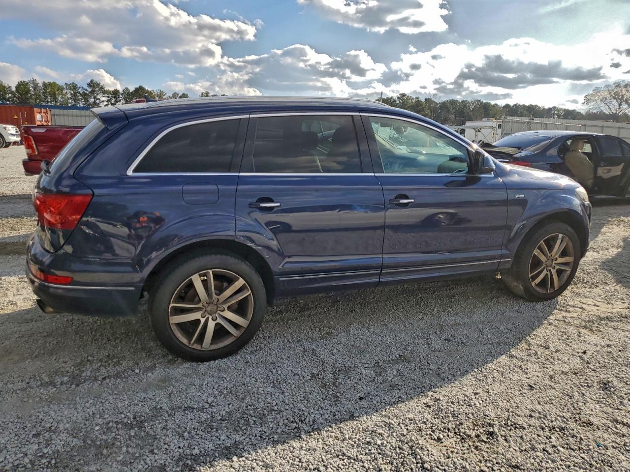 Audi Q7 Premium Plus Image 13