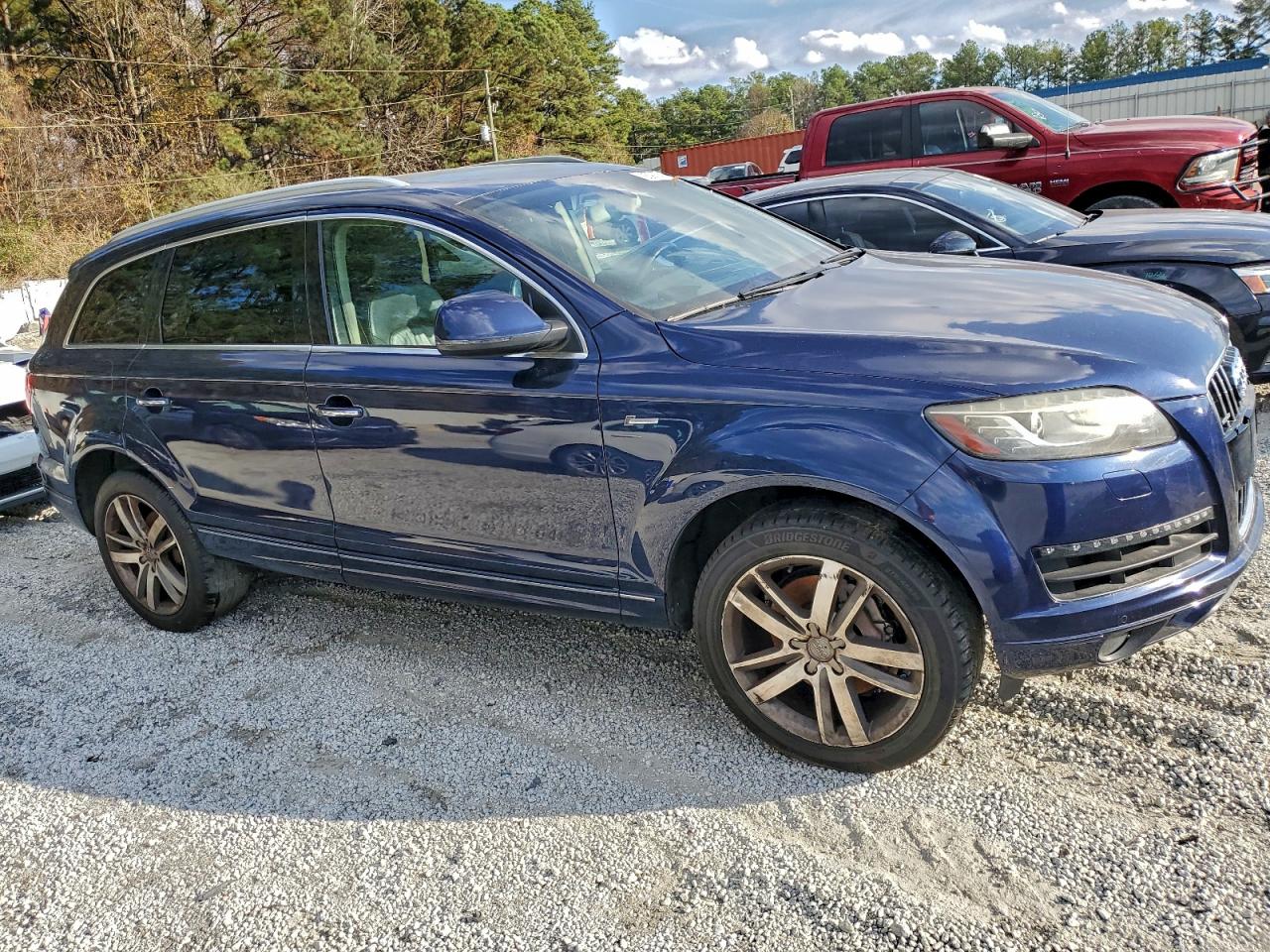 Audi Q7 Premium Plus Image 11