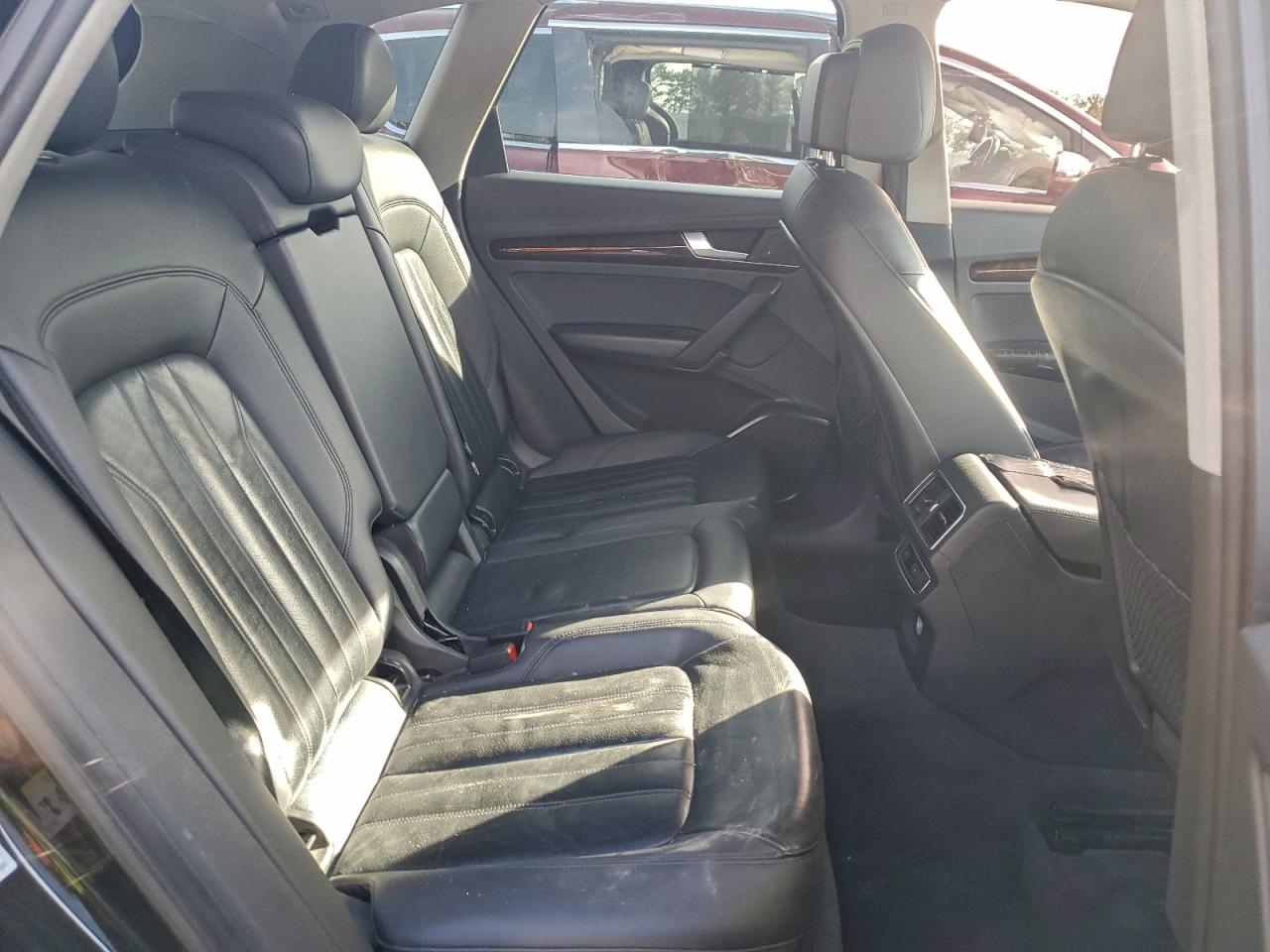 Audi Q5 Premium Image 12