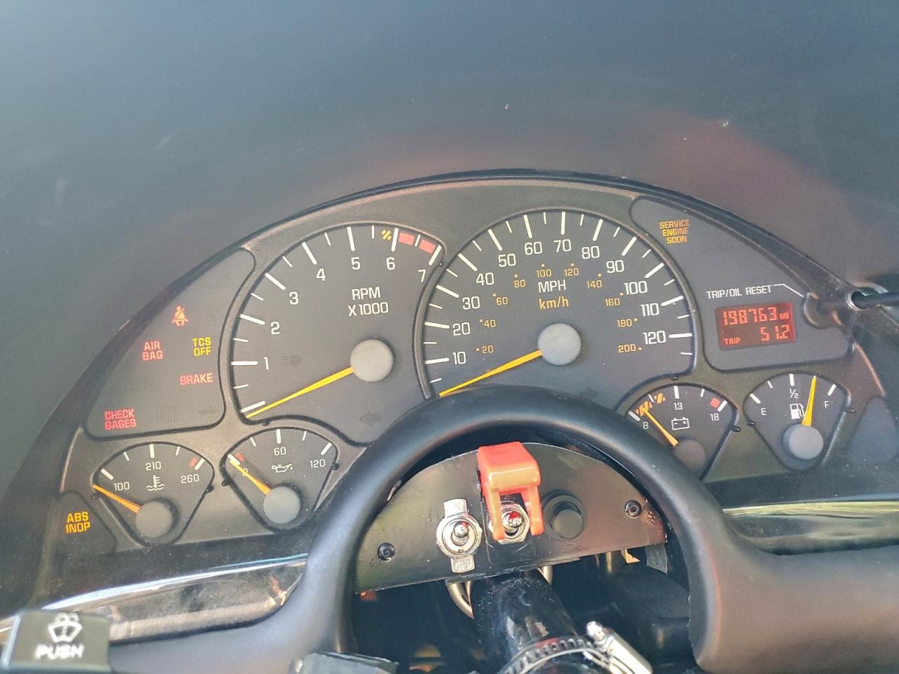 Pontiac Firebird Image 4