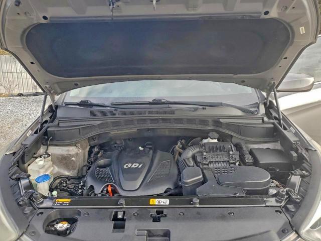 Hyundai SANTA FE Image 3