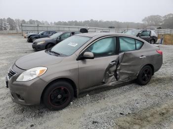  Salvage Nissan Versa