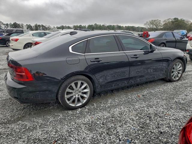 Volvo S90 T6 Momentum Image 2