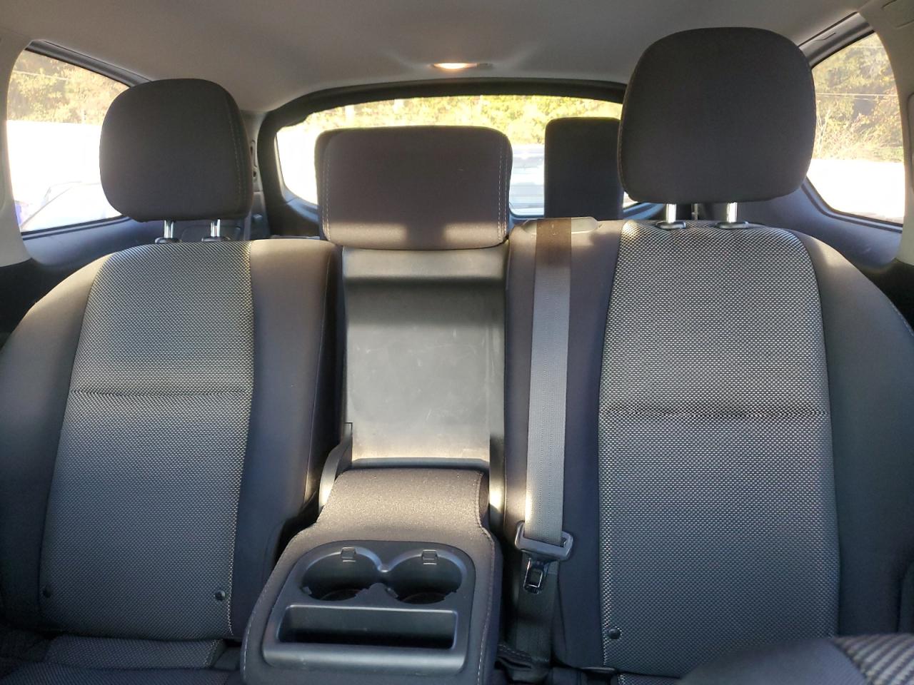 Nissan Pathfinder S Image 11