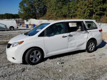  Salvage Toyota Sienna
